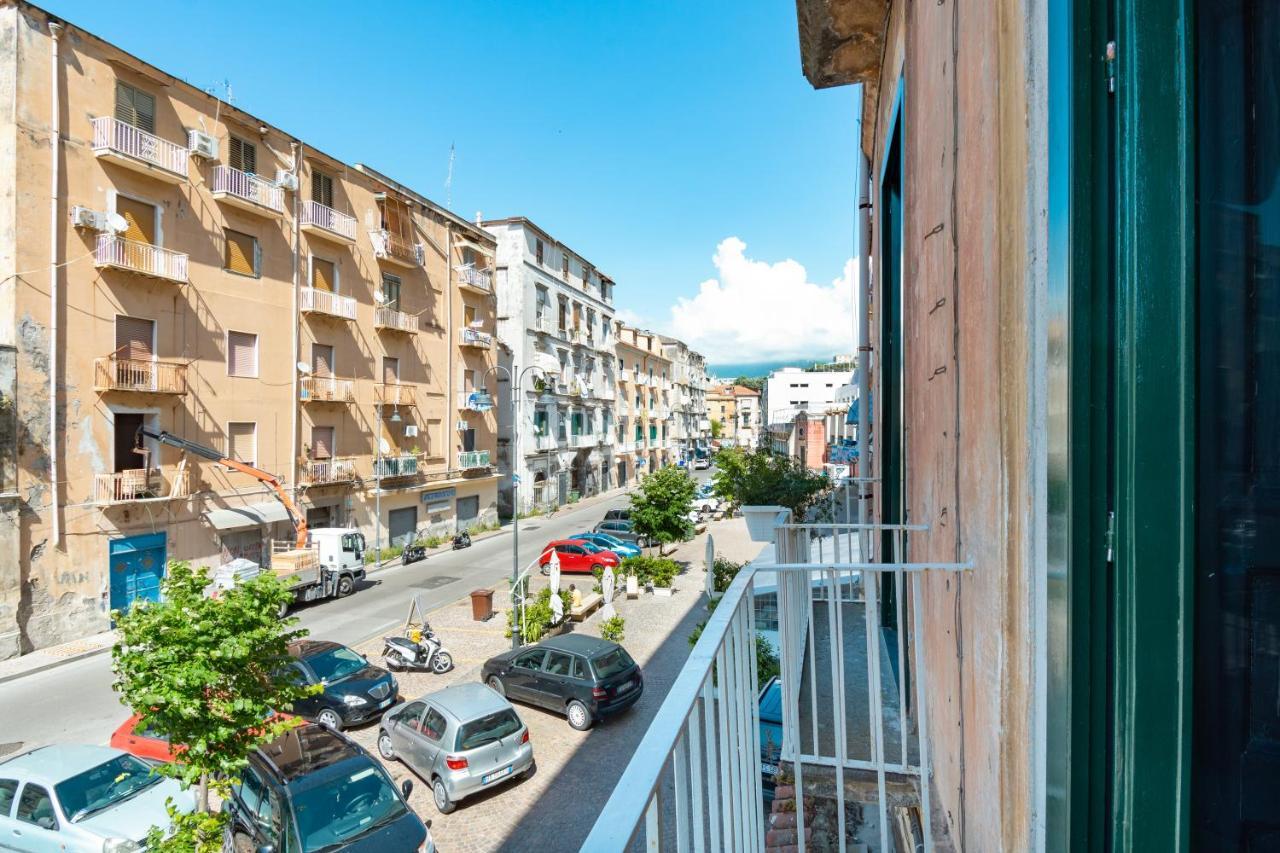 Ammos Suite Sorrento Coast Кастеламаре ди Стабия Екстериор снимка